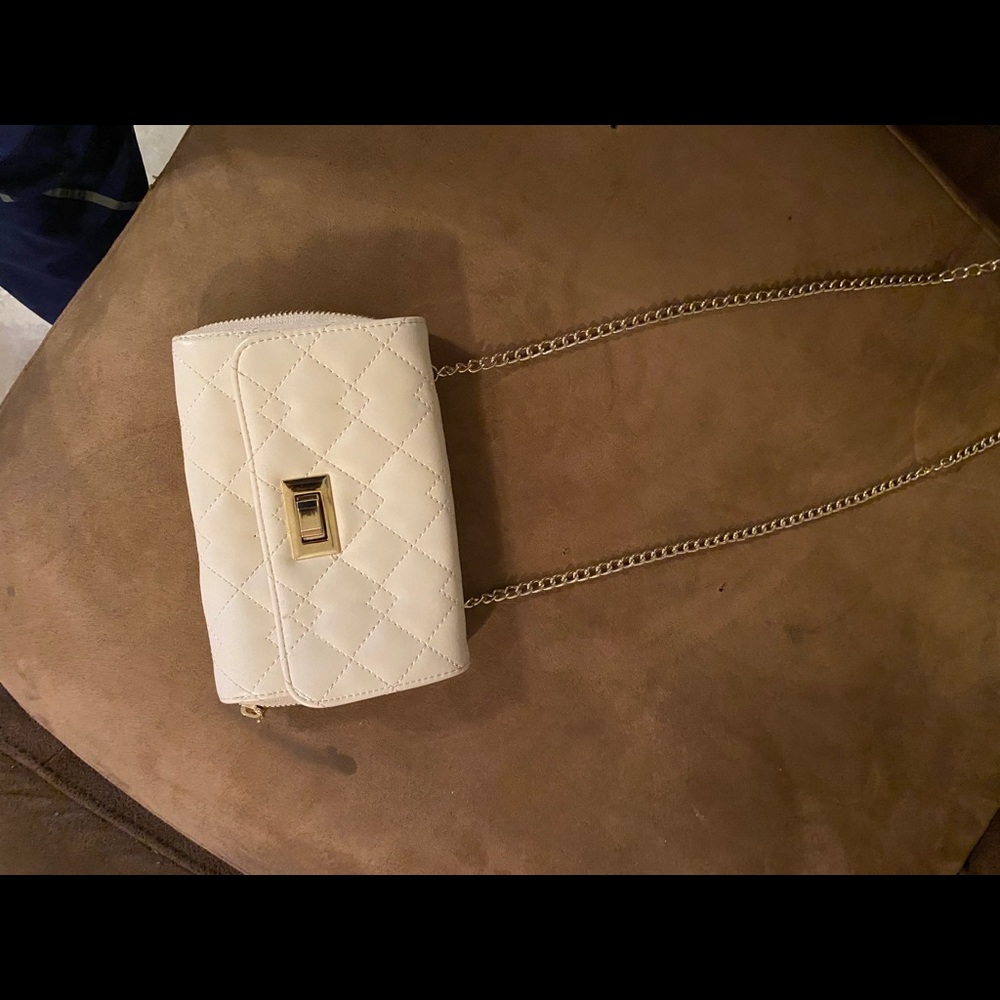 White hand bag